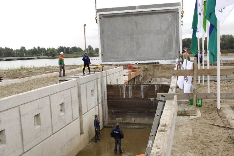 IJburgse sluisdeuren uniek in de wereld