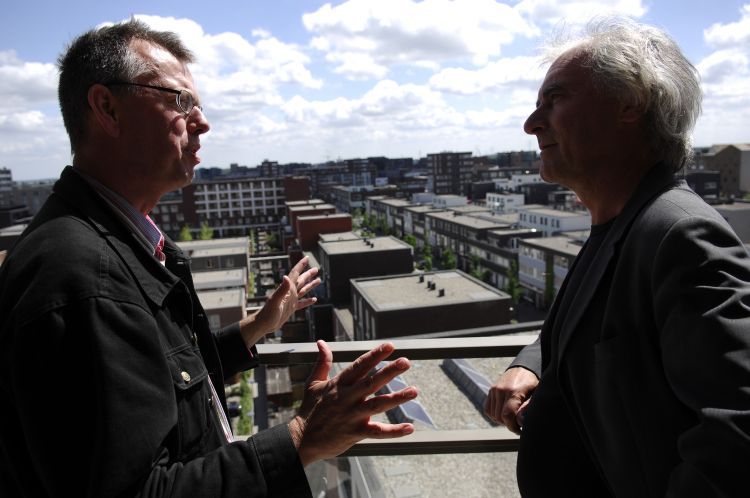 IJburgs woonblok investeert in zonnepanelen