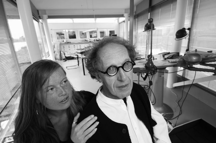 Zelf ontworpen huis: ‘Het lijkt wel een onderzeeër’