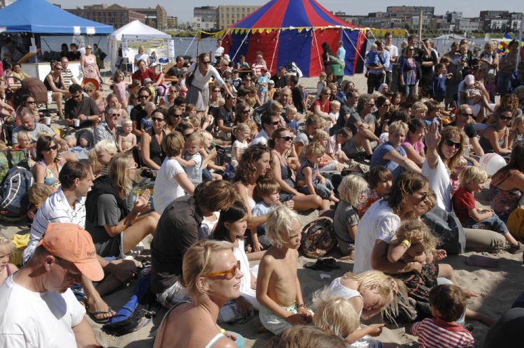 Theatraal IJburg gered voor 2011