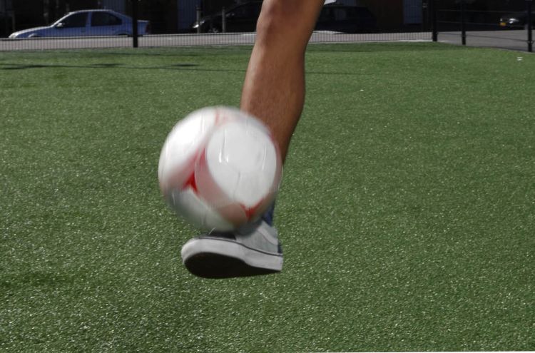 Raadsleden verbaasd: ‘Verdwijnen Cruyff Court nog geen uitgemaakte zaak’