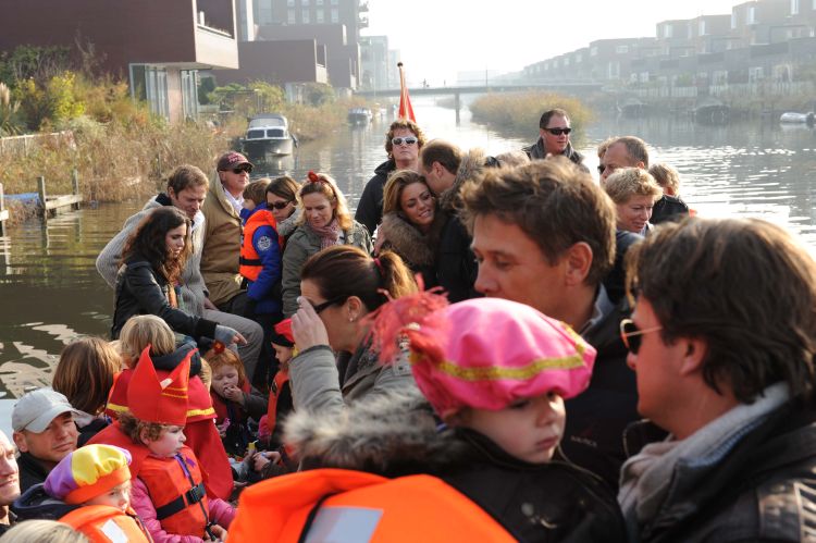 Bruggen opgehoogd voor doorvaart