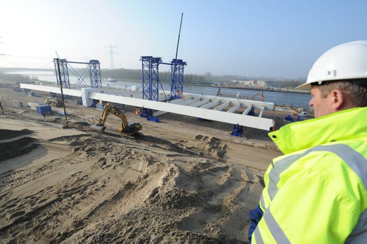 Oostelijke Ontsluiting IJburg op schema