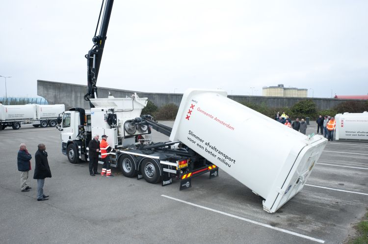 Inzameling afval Oost nieuwe stijl