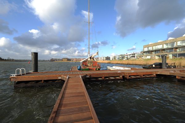 Nautische behoeften? IJburgers moeten zich nog even inhouden