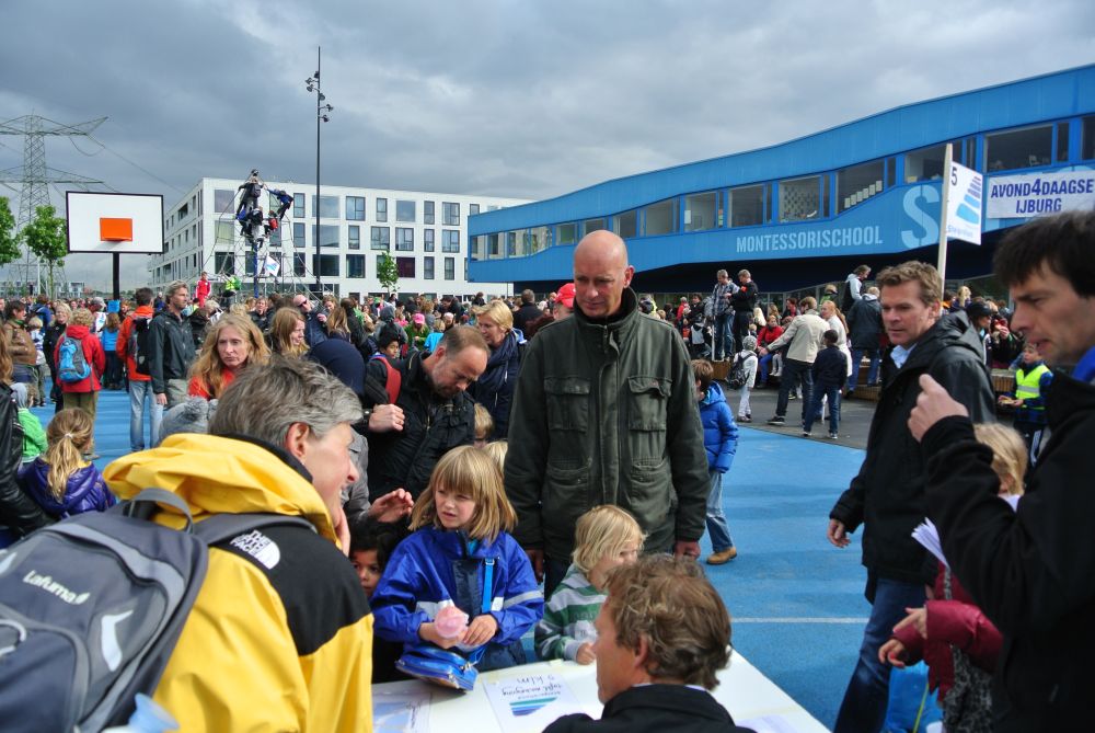 Avondvierdaagse IJburg, eerste dag
