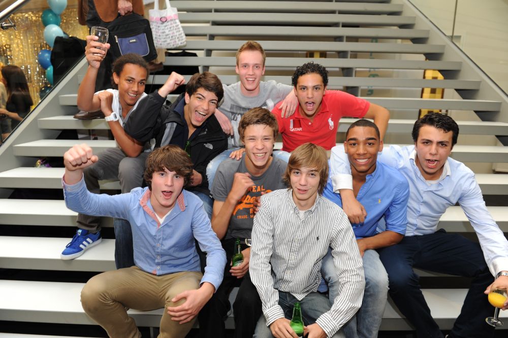 Leerlingen IJburg College zwaaien af