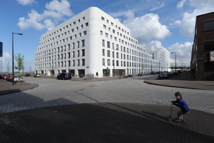 Extra parkeerplekken Pampuslaan in juli gereed