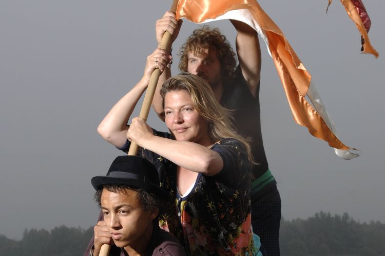 Blijk van erkenning voor populaire strandtent: Blijburg tot najaar 2014 op huidige locatie