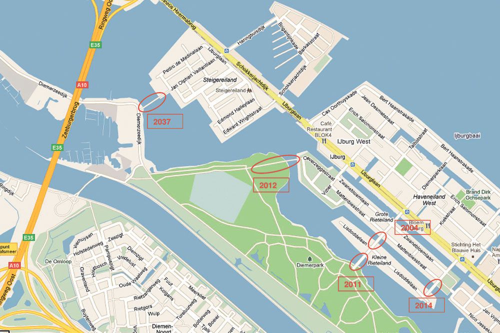 Bruggen IJburg tijdelijk niet begaanbaar