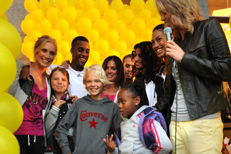 Opening Motion3 in gebouw Solid