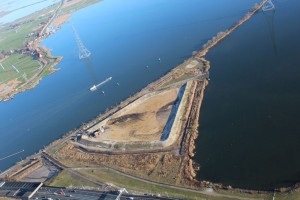 Portret in het zand, tegen vrouwengeweld