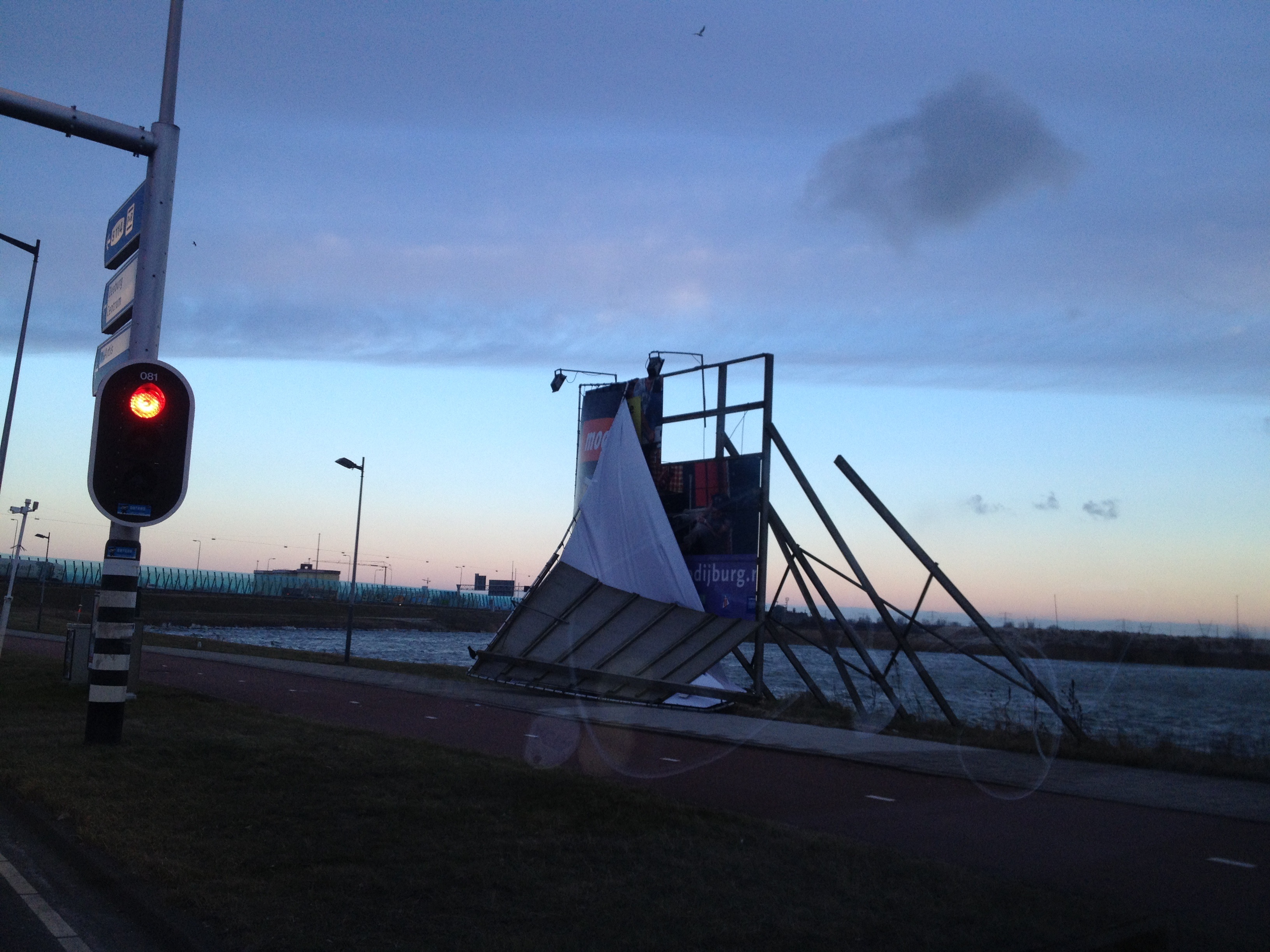 Groeten uit Waaiburg