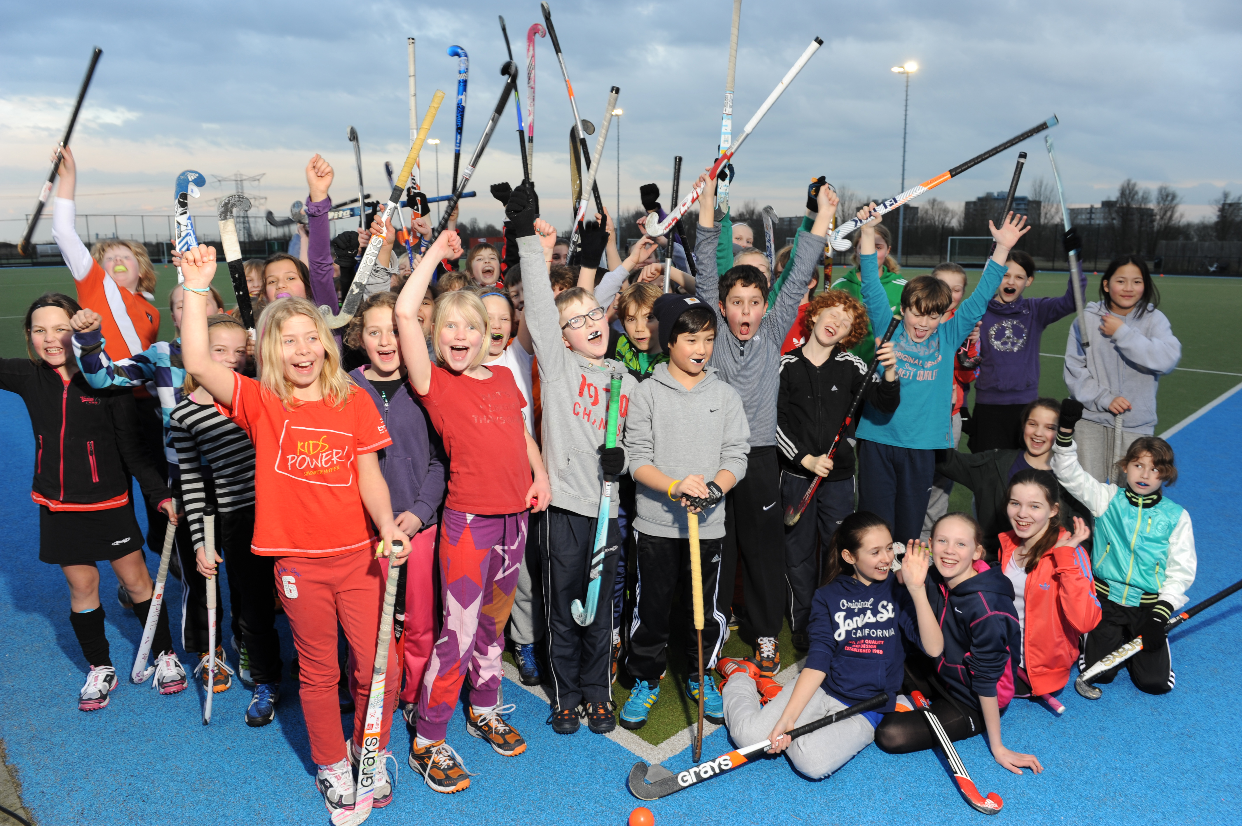 AHC IJburg zoekt hockeyjongens
