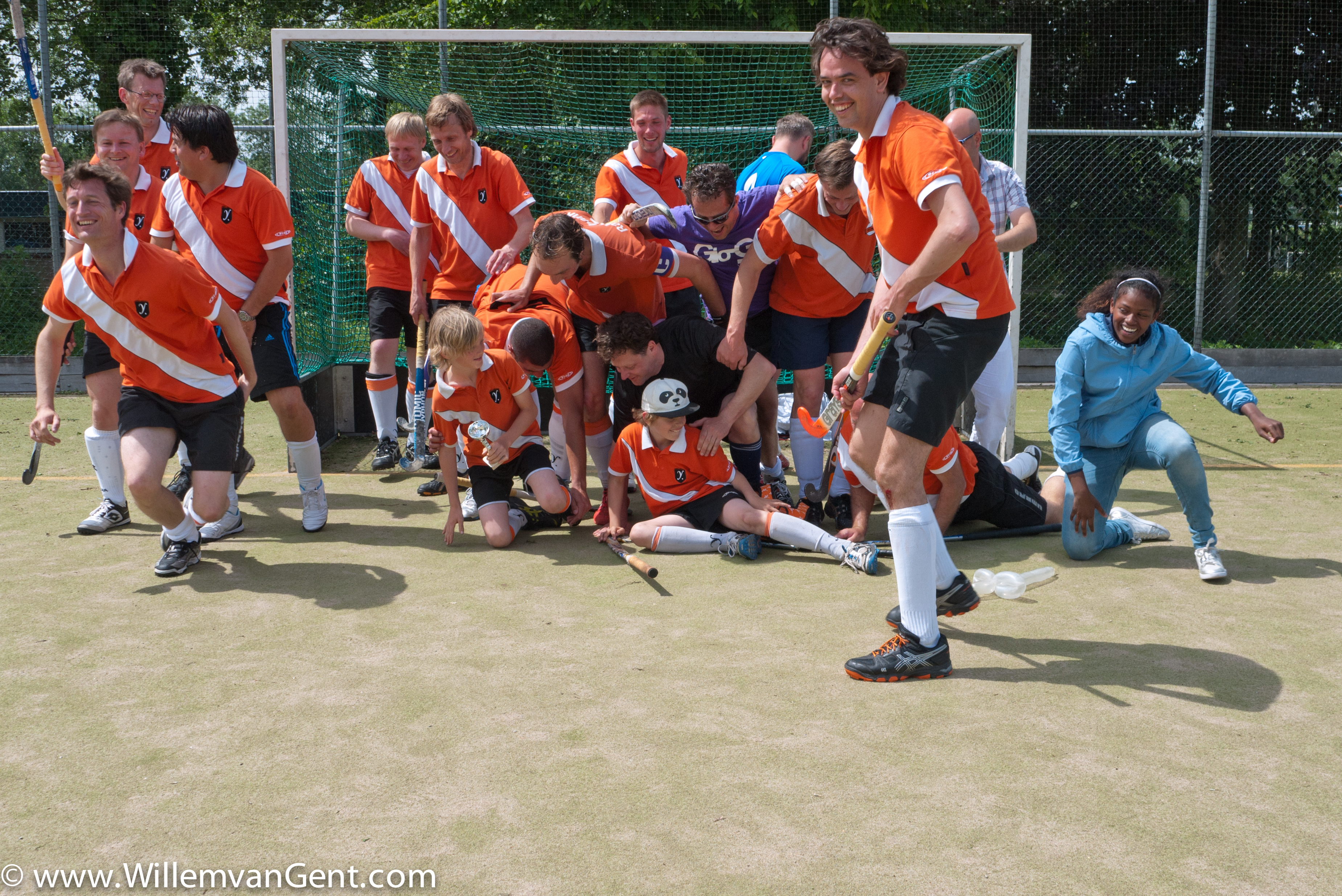 Hockeyheren IJburg gepromoveerd