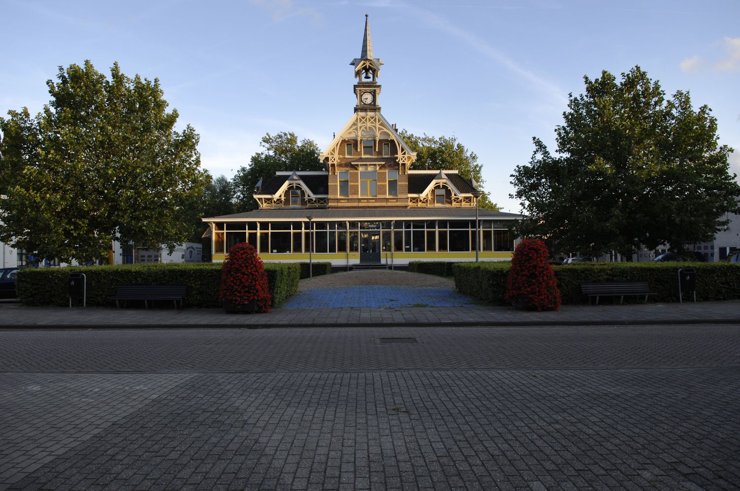 Twee gezichten van de Veemarkt
