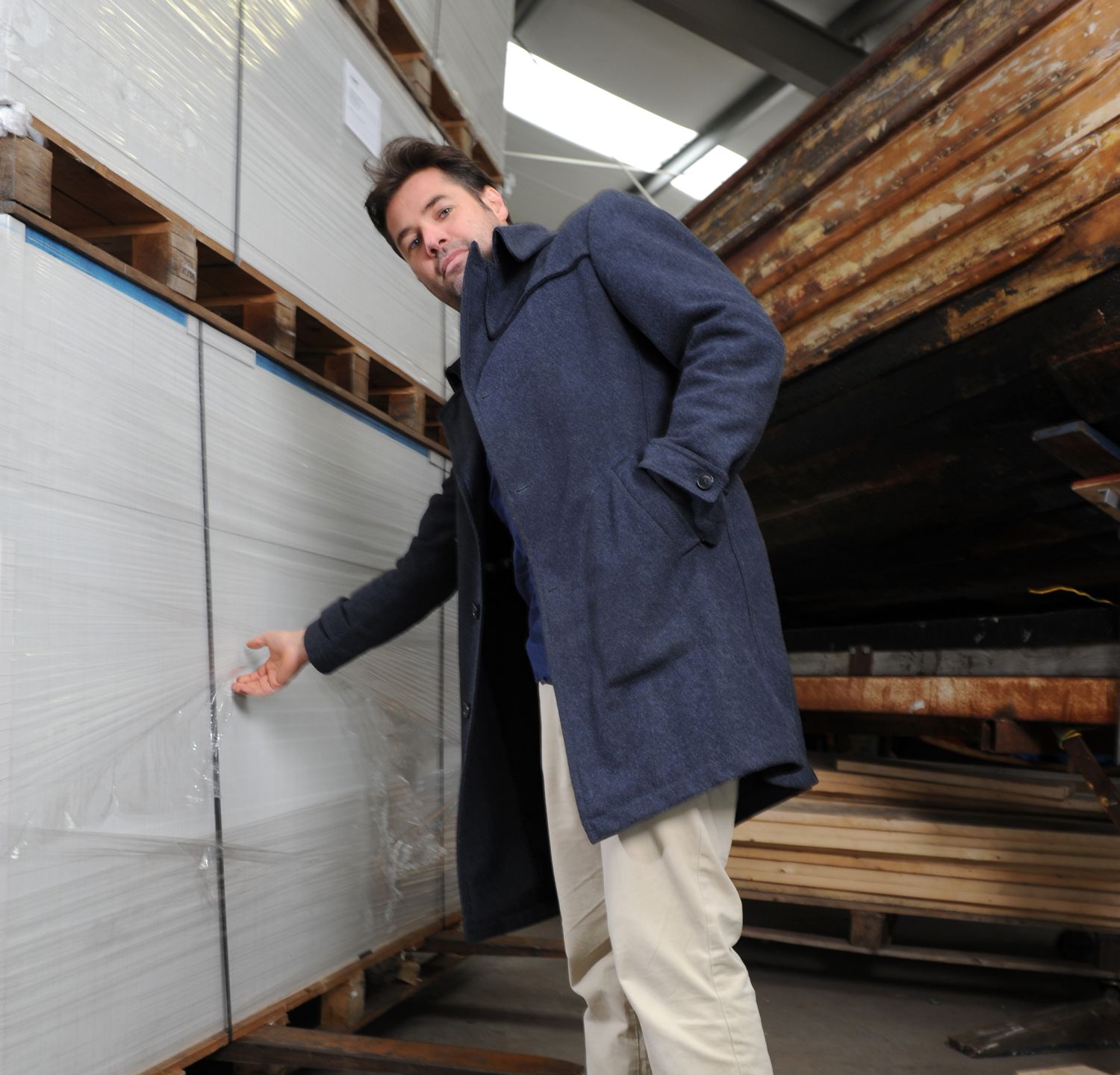 Een boot van Amsterdams grachtenplastic