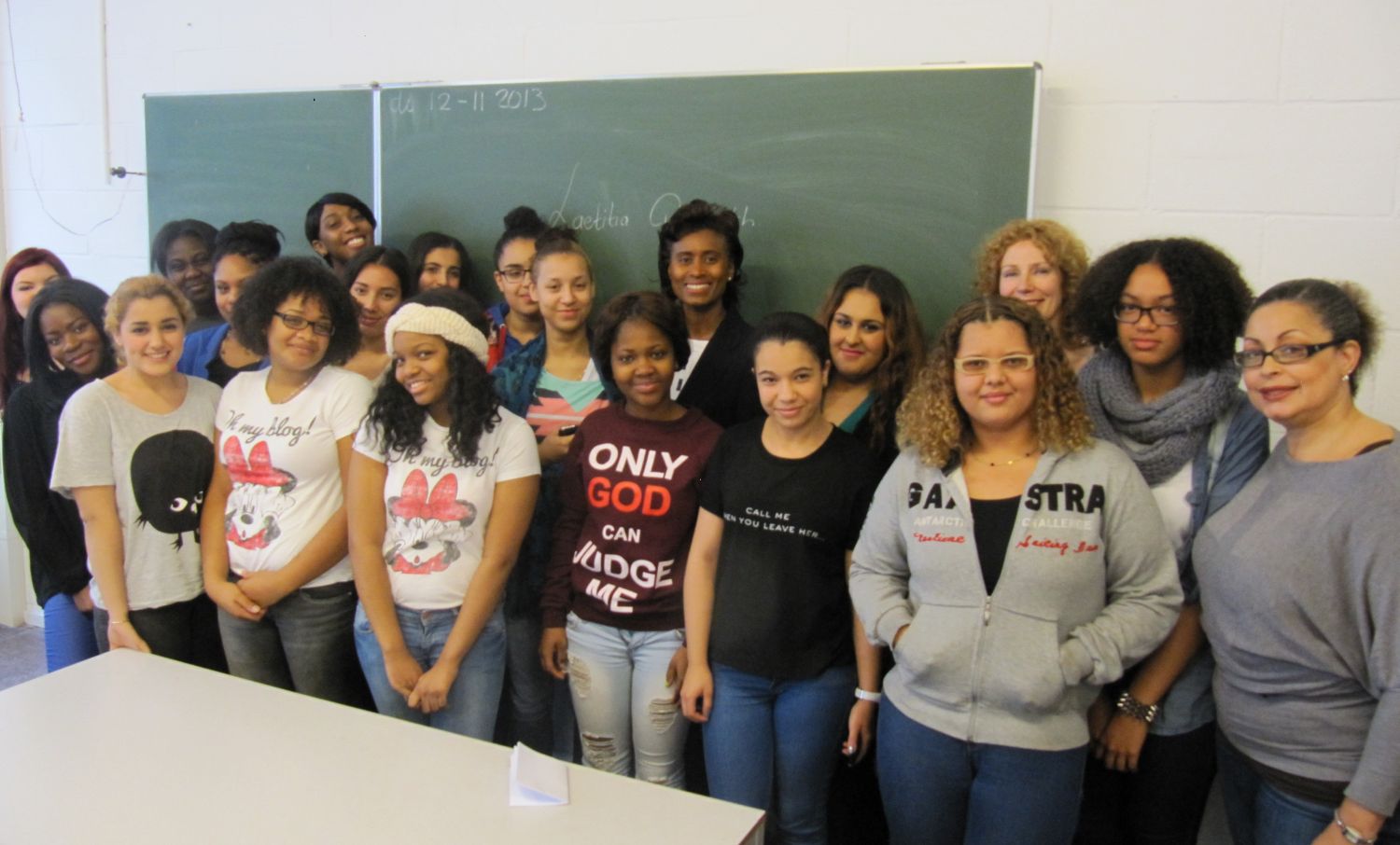 Laetitia Griffith bezoekt leerlingen Stelle College