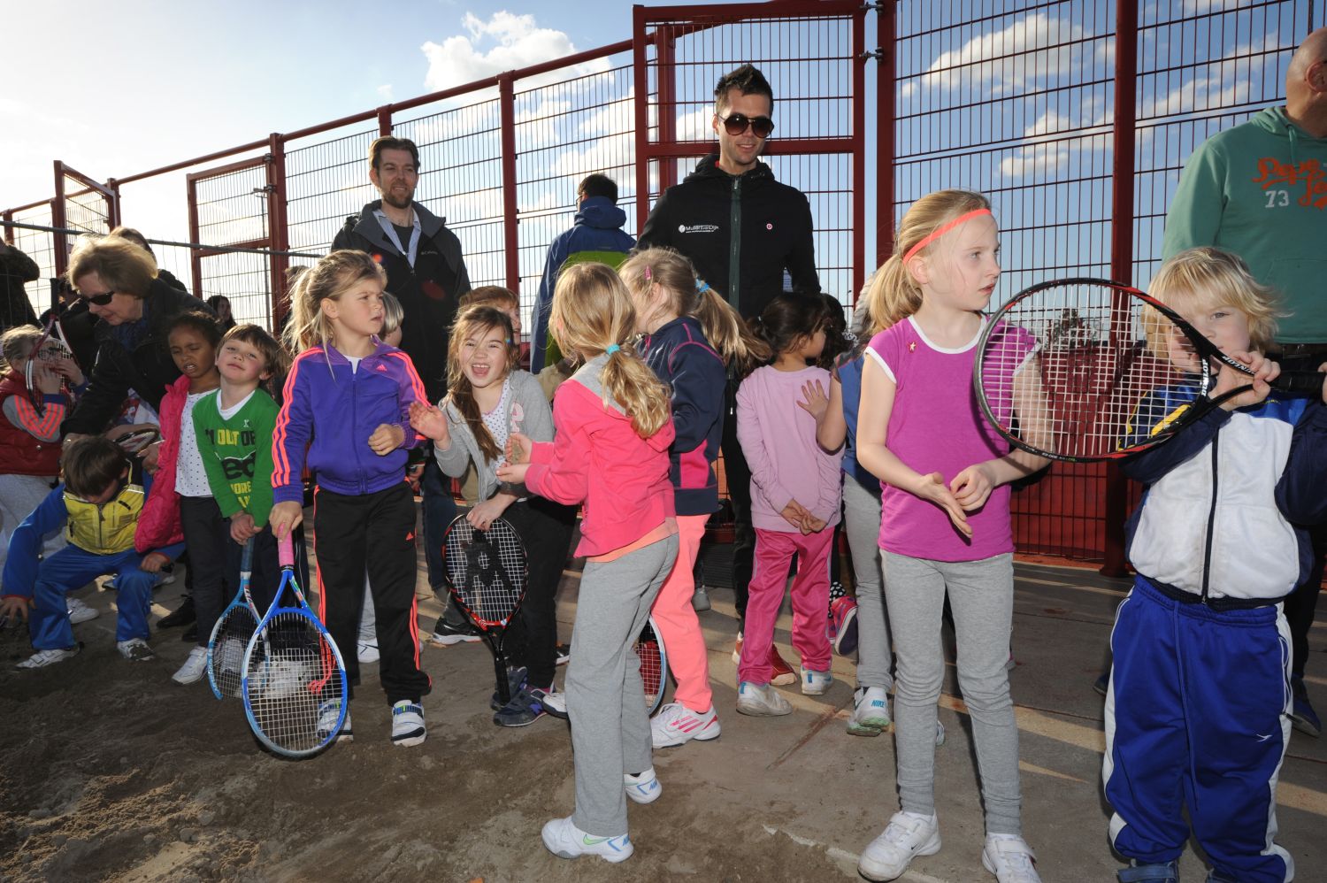 Bouw uniek clubhuis tennisvereniging IJburg begonnen