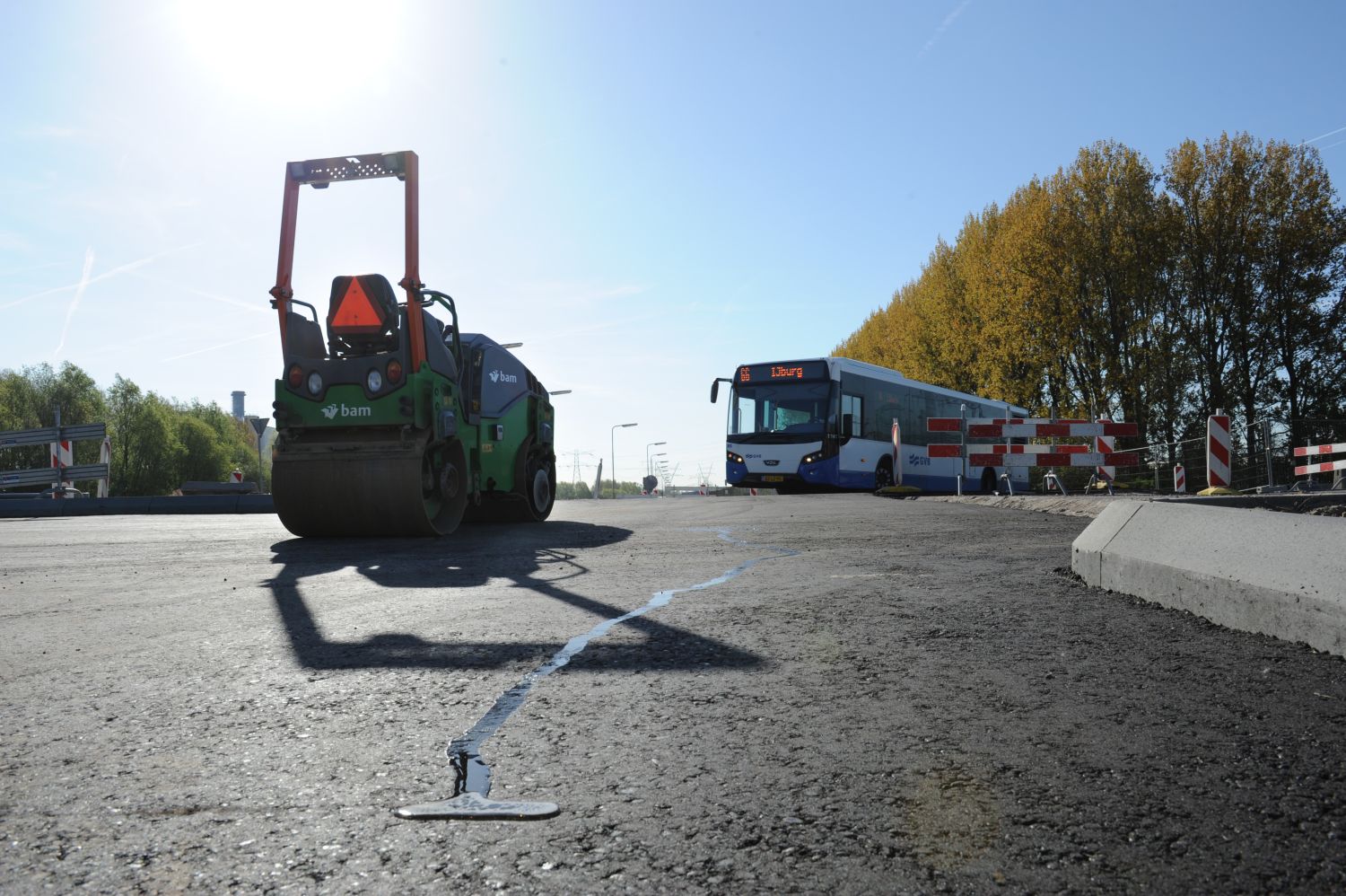 Nuonweg toch dicht op 25 juli? Aansluiting IJburg–A1 al eind juli in gebruik