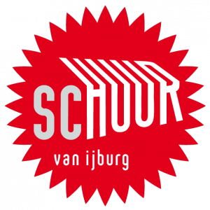 Boerderij in aanbouw naast tennisclub op Rieteiland Oost