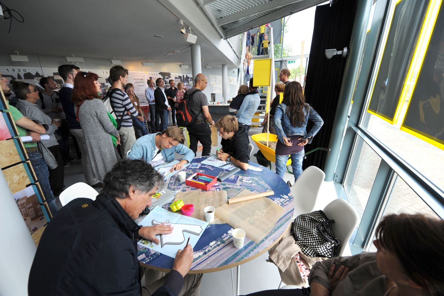 Burger bedenkt inrichting van Centrumeiland