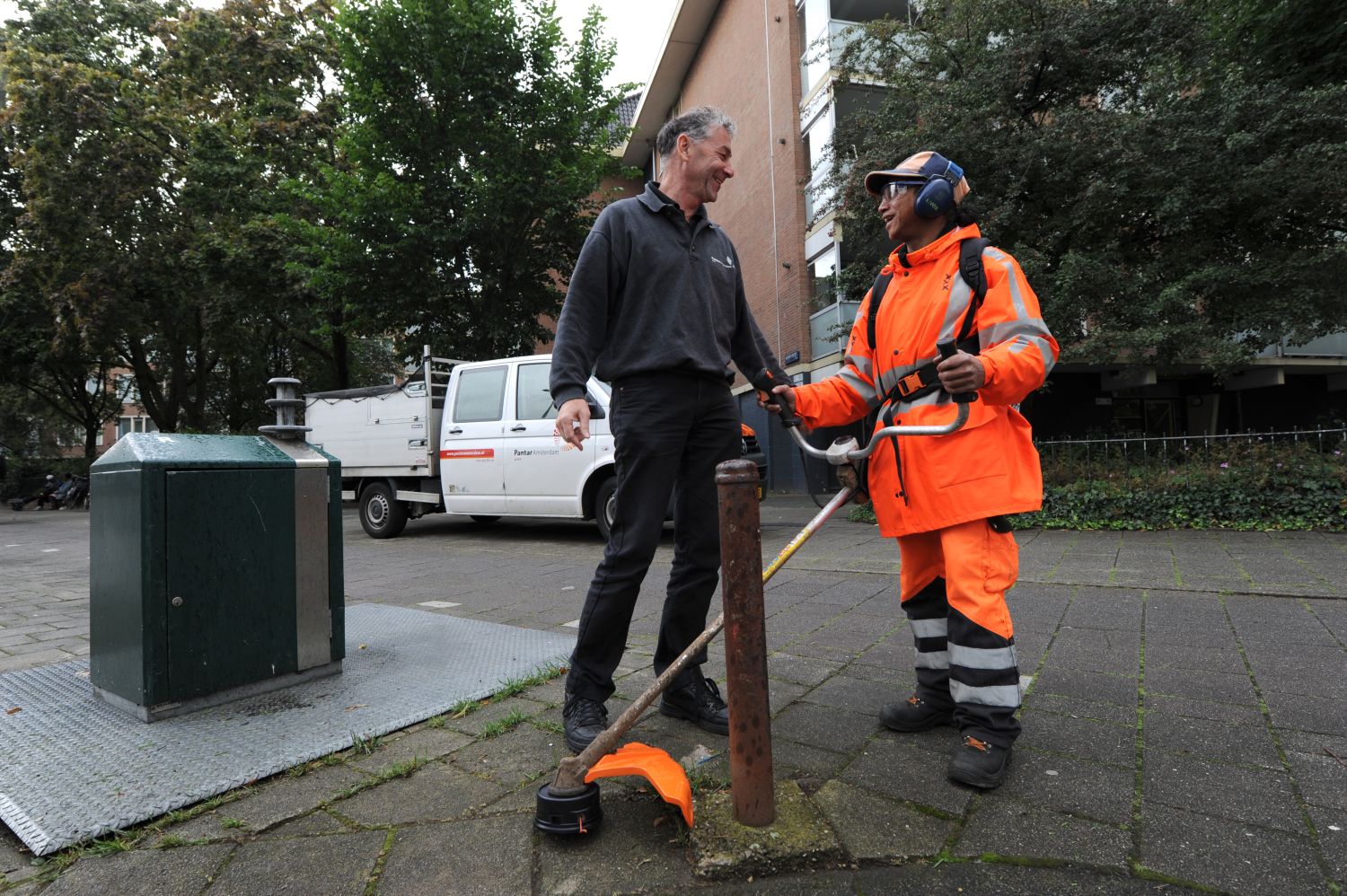 Onkruid niet met gif maar met heet water bestreden