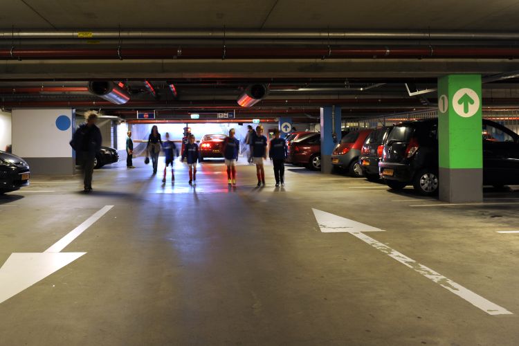 Parkeertarief winkelcentrum IJburg verlaagd