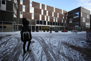 Een 4 voor Q-Factory, een stapel containers is interessanter