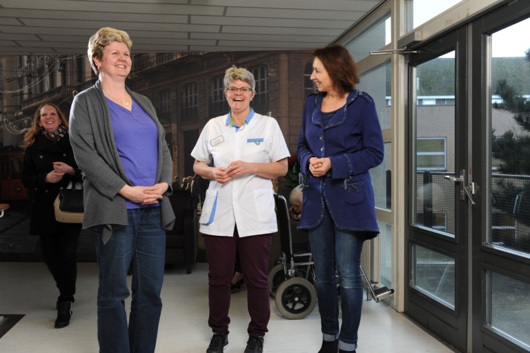 Liefdevolle ouderenzorg door creativiteit