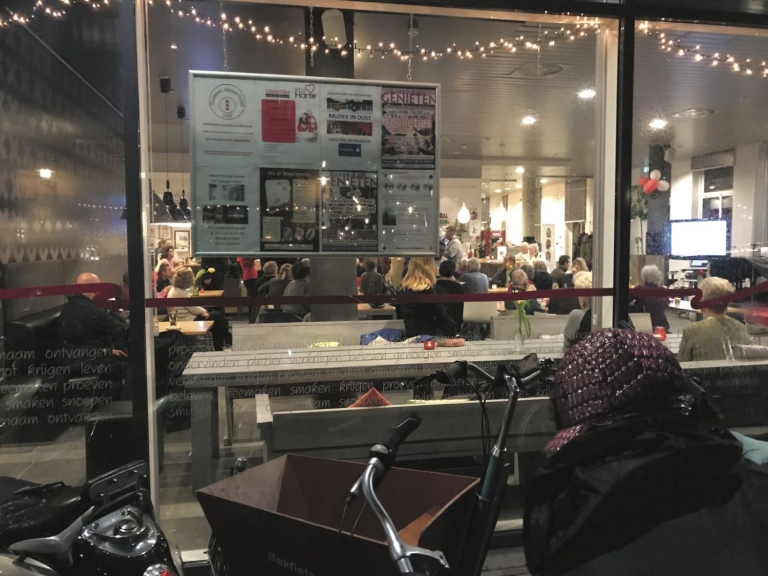 Grand Café Genieten moet wijken voor Plaza