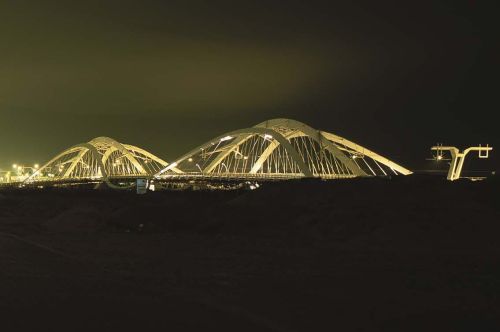 de Brug bestaat 10 jaar, nummer 100 verschijnt 26 mei