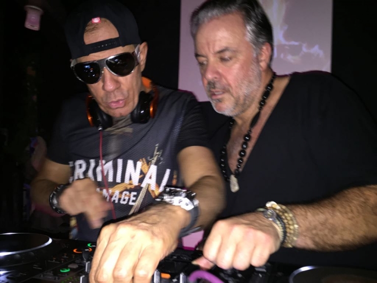 DJ Jean zet Vrijmibo op z’n kop