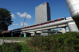 Postillion Hotel, Overamstel: ‘Van een afstand ziet het gebouw er intrigerend uit’