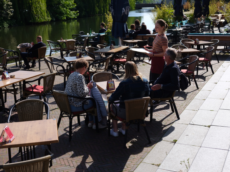 Lekker terrasjes hangen in Oostpoort