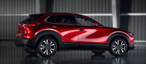 Mazda CX-30 nu bij dealer Van Nieuwkerk in de showroom