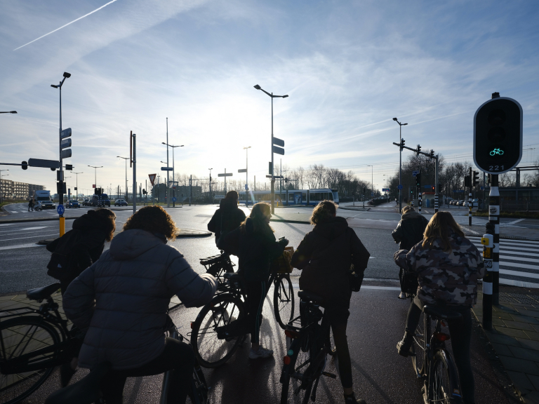 Maatregelen nodig: Bereikbaarheid Zeeburgereiland en IJburg