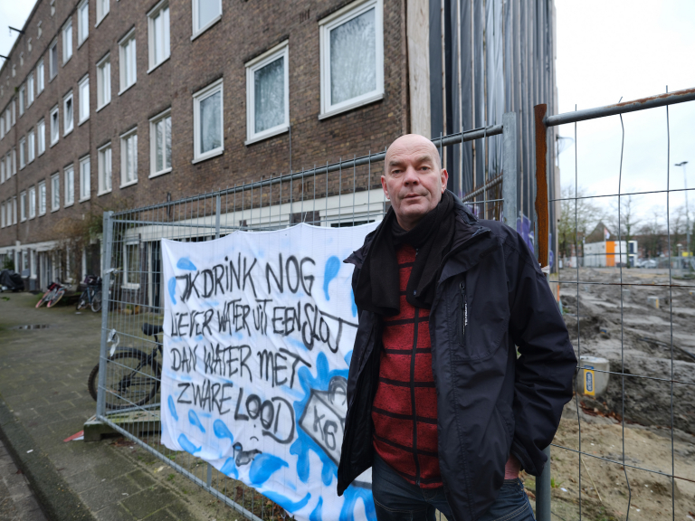 Lood in drinkwater Oost: ‘Een kort geding winnen we op onze sloffen’
