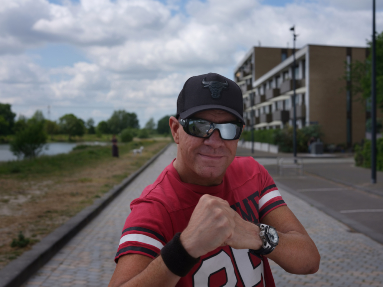 DJ Jean is wel klaar met de crisis: ‘We worden aan alle kanten doorgenaaid’