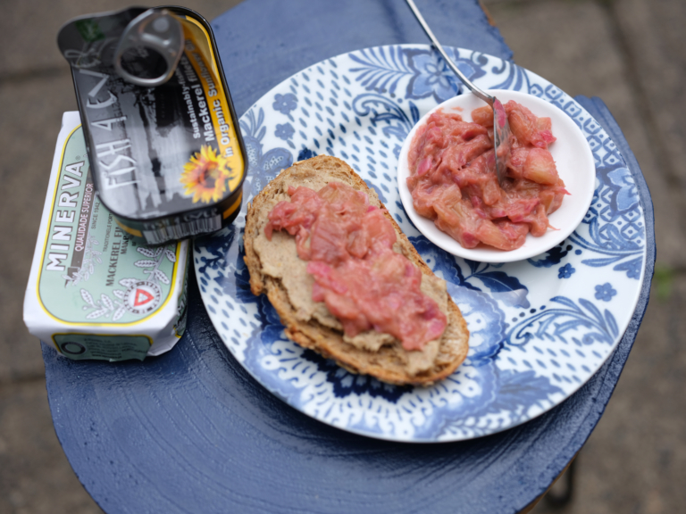 Recept: Laatste-kans rabarber