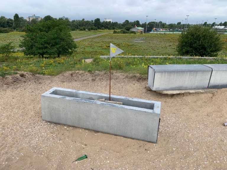 Potloodventer in het Diemerpark