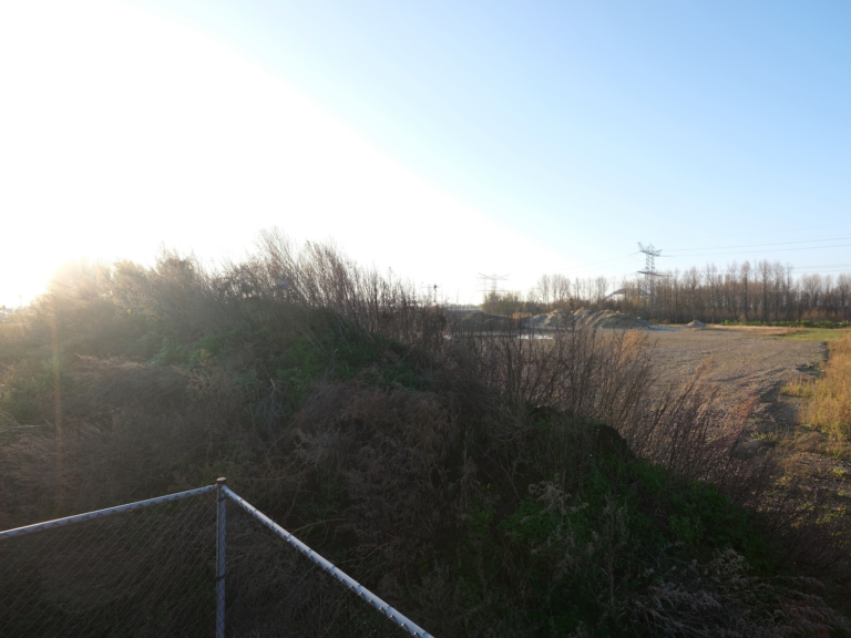 Diemen wijzigt bestemmingsplan, enorme loods gepland naast Uyllanderbrug