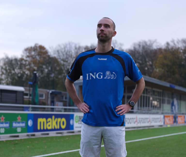 Voetballer Olmo van den Akker maakt geen big deal van zijn geaardheid