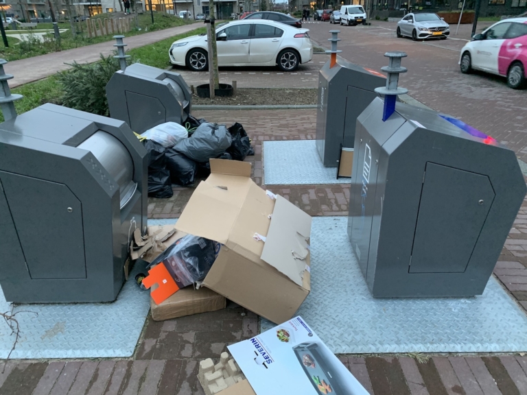 Online bestellen, een overdaad aan karton en overal wordt vuilnis gedumpt