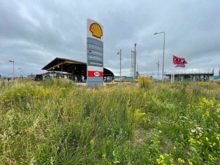 Studentenpomp Kriterion in een nieuwe jas, gesloten op 1 juli