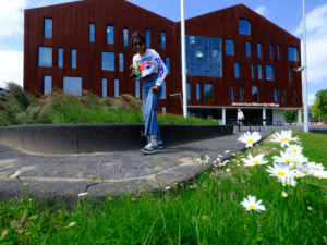 Drie sterren voor AUC in Science Park: ‘Na enig gestaar in de ogen over en weer zucht hij diep’