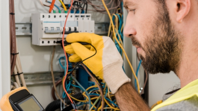 Elektricien Amsterdam voor alle elektra werkzaamheden