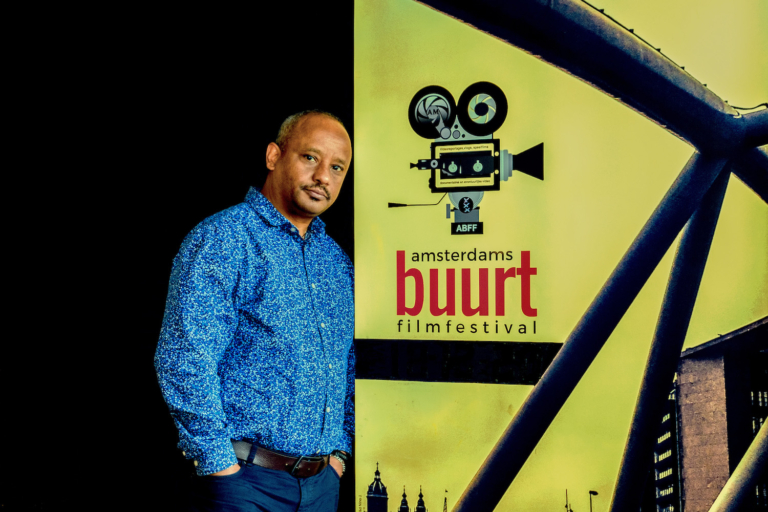 Kibret Mekonnen (52) is oprichter en vrijwilliger bij Aimiromedia: ‘Verbinding maken door het vertellen van verhalen’