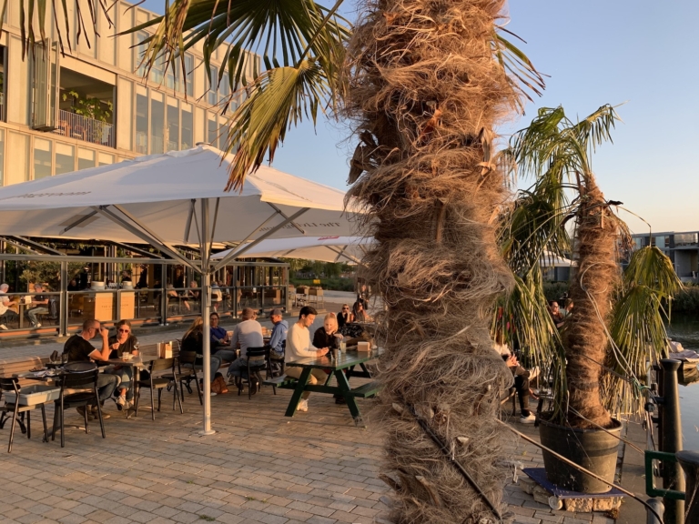 Voorlopig geen openbare steiger bij de Paul Hufkade ter hoogte van The Livingroom