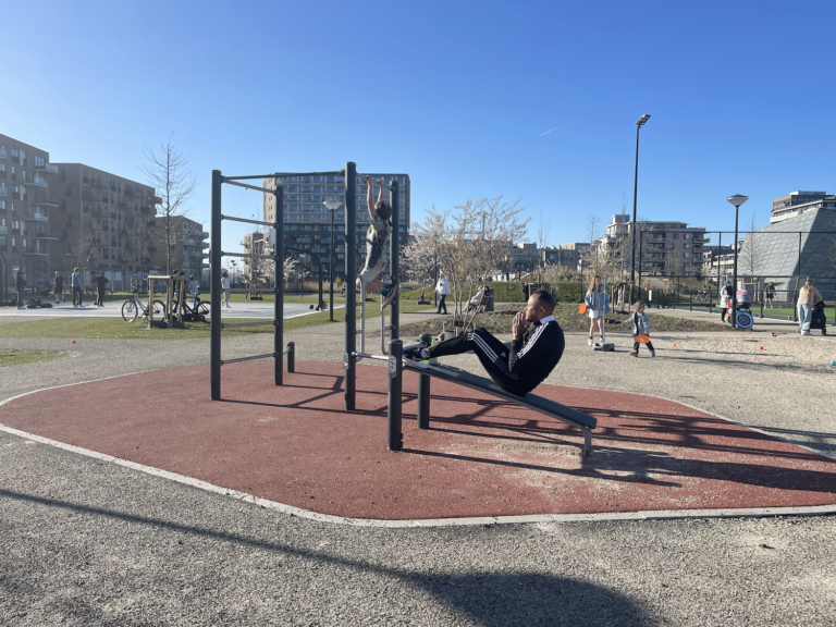 Twee nieuwe partijen in stadsdeelcommissie, Oost is een buitenbeentje